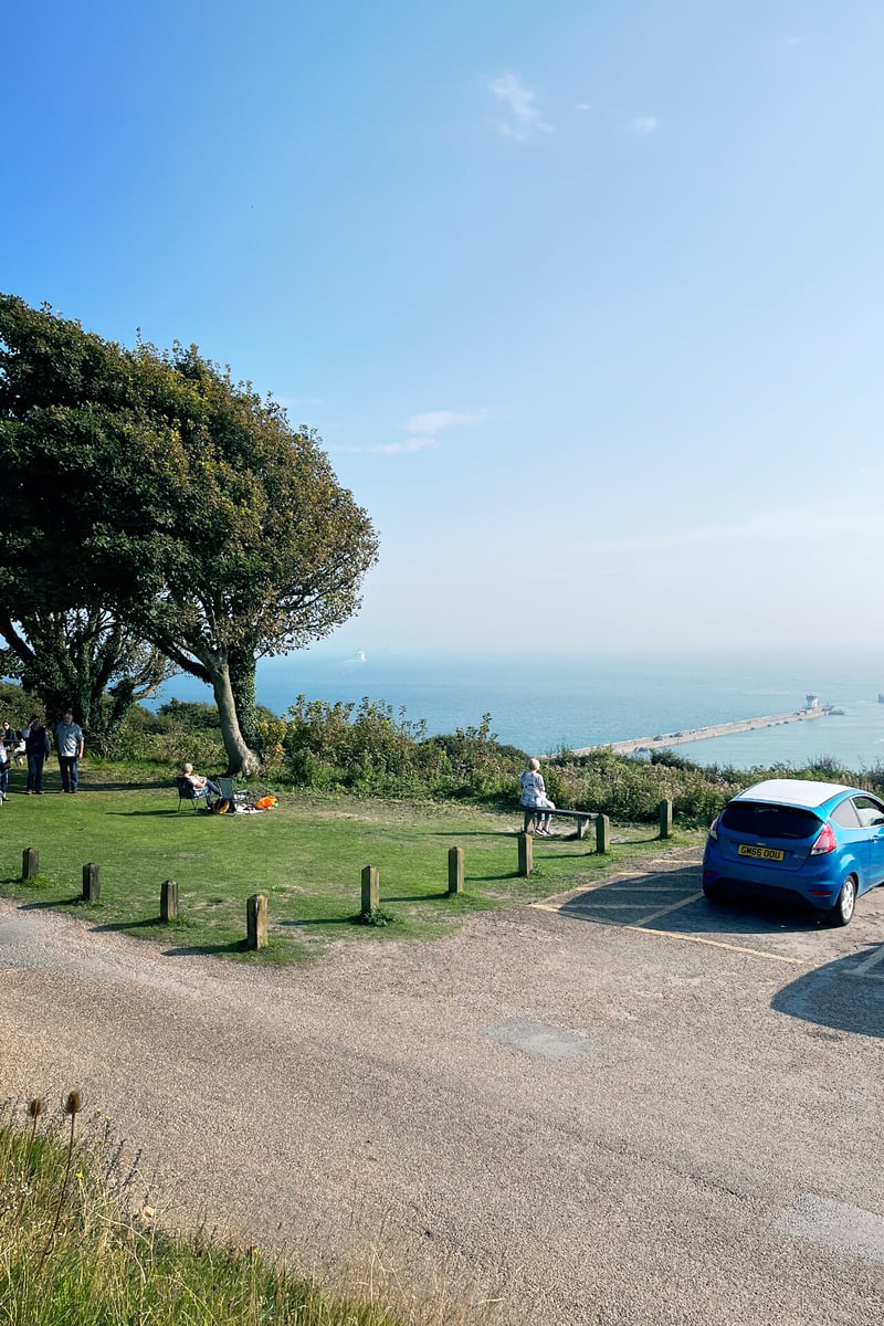 Travelpicks Blog - Dover - Car Park - Seafront  1280x1920px