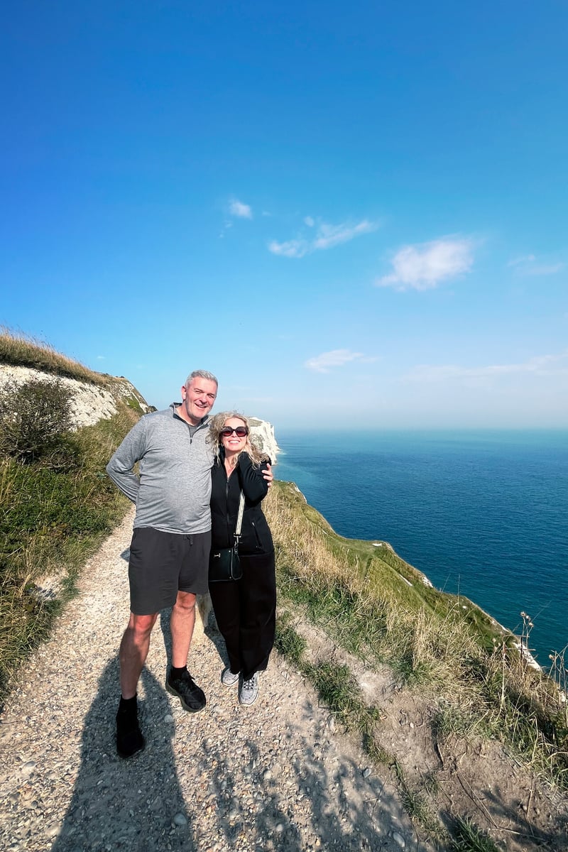 Travelpicks Blog - Nick & Lisa - White Cliffs - Dover  1280x1920px